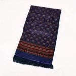 foulard chic en soie pour homme