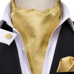 foulard cravate en soie pour cérémonie